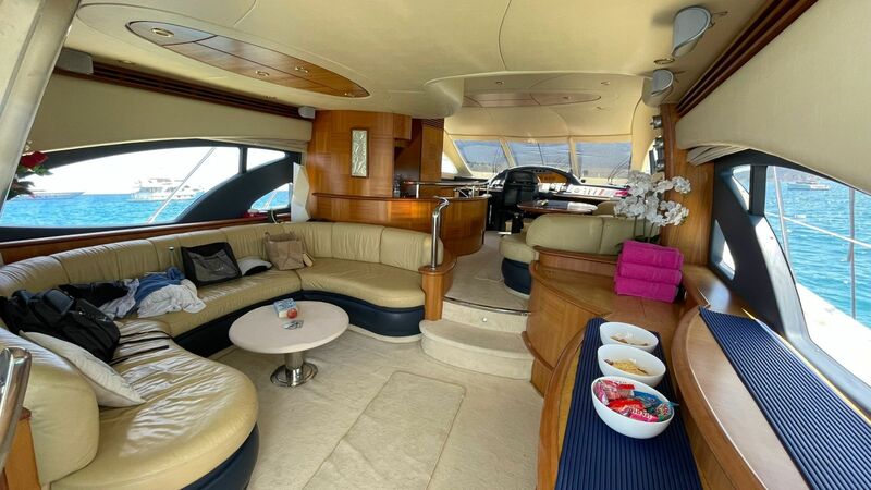 AZIMUT 62